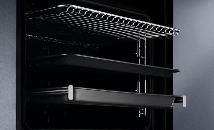 Электрический шкаф Electrolux EOF5C50BX 