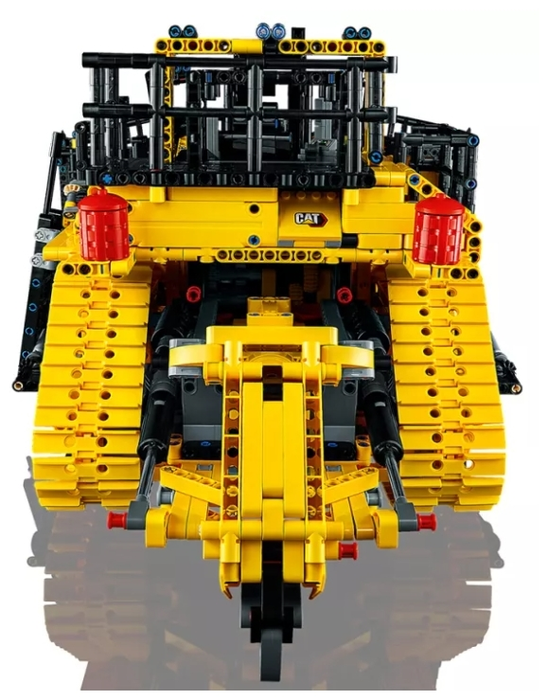 Конструктор LEGO Technic 42131 Бульдозер Cat D11 на пульте управления